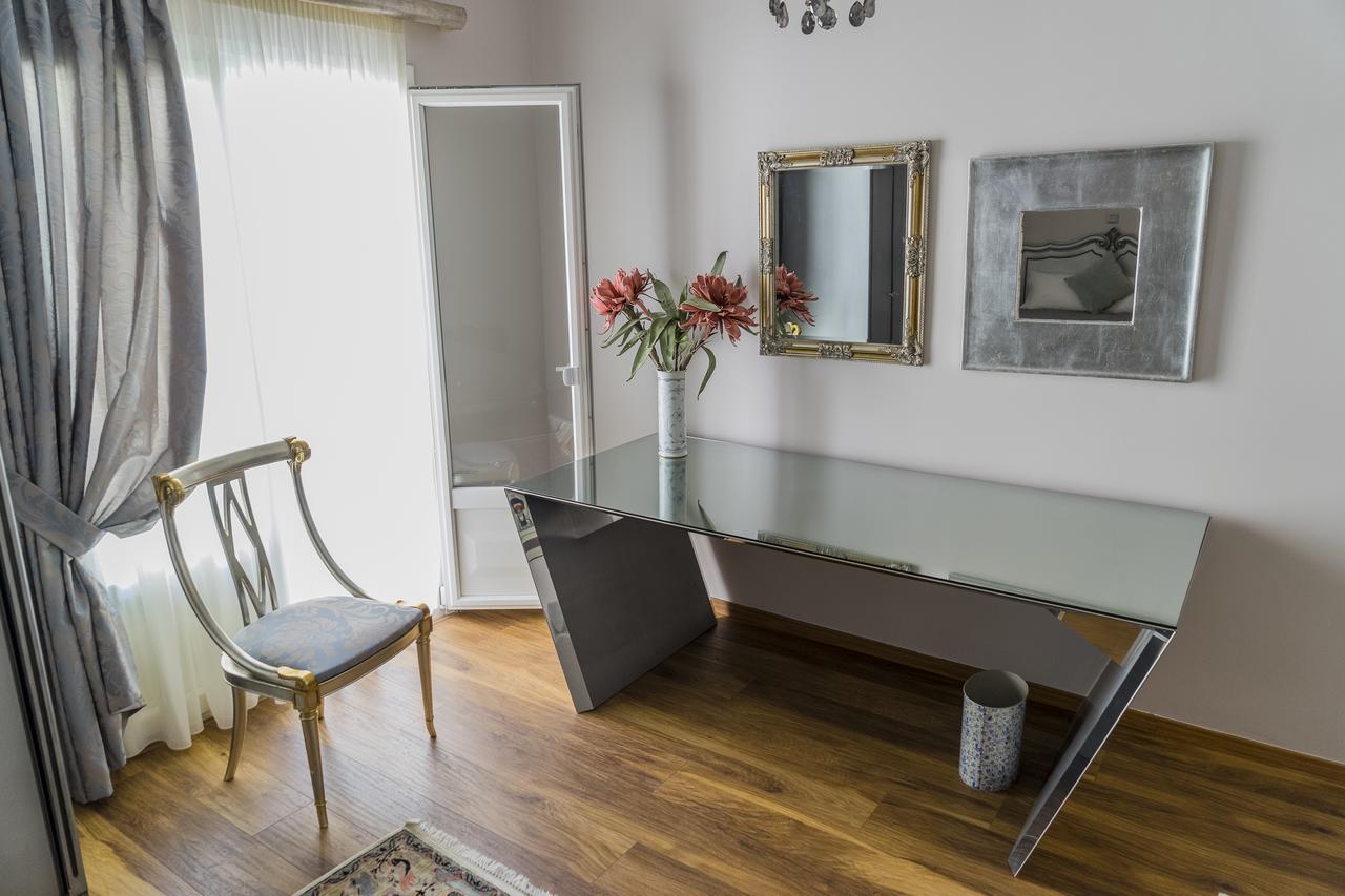 Le Bijou Luxury Rooms & Suites Veria  Exteriör bild